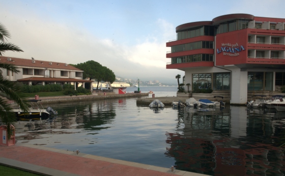 hotel harbour